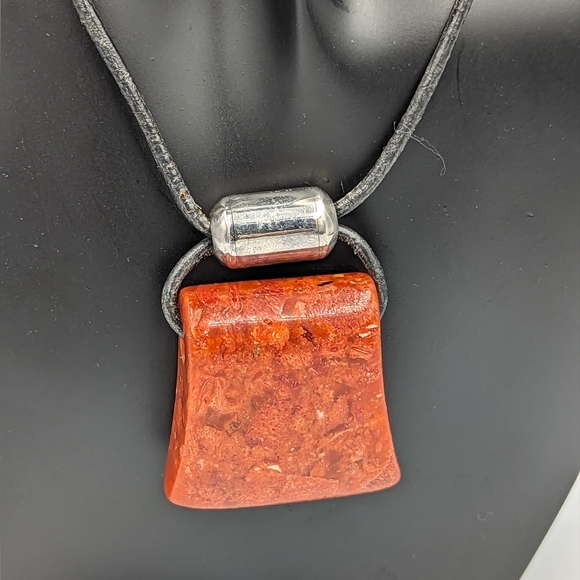 Eclectic Silpada Retired Sterling Silver Sponge Coral Leather Cord Necklace - Picture 3 of 9